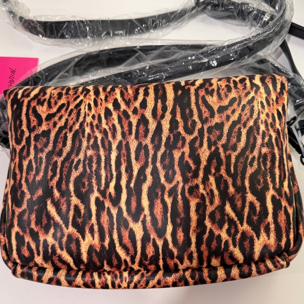 Betsey Johnson Soft Leopard Print Shoulder Bag, NWT - Picture 12 of 16
